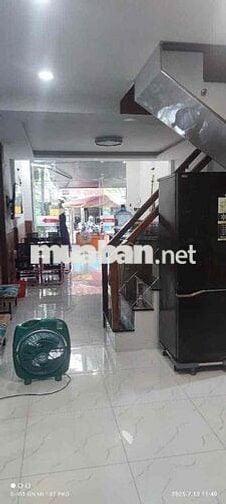 Cho thuê nhà mặt tiền đường Song Hành, ĐHT, Q12. 4X15m, 1 lững, 2pn