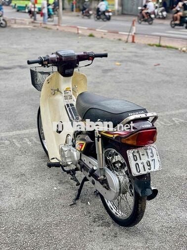 Honda SanndaBoss Nâu, Trắng