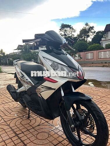 Honda Air Blade 2008 Trắng đen