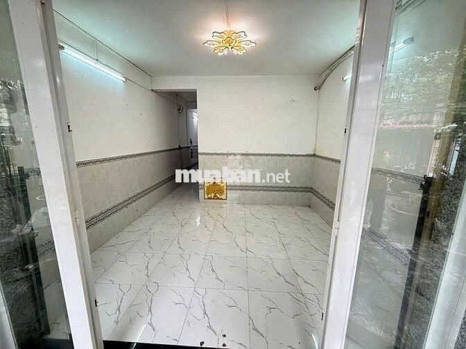 Nhà chung cư Mậu Thân 7 triệu gần siêu thị Lotte Mart.