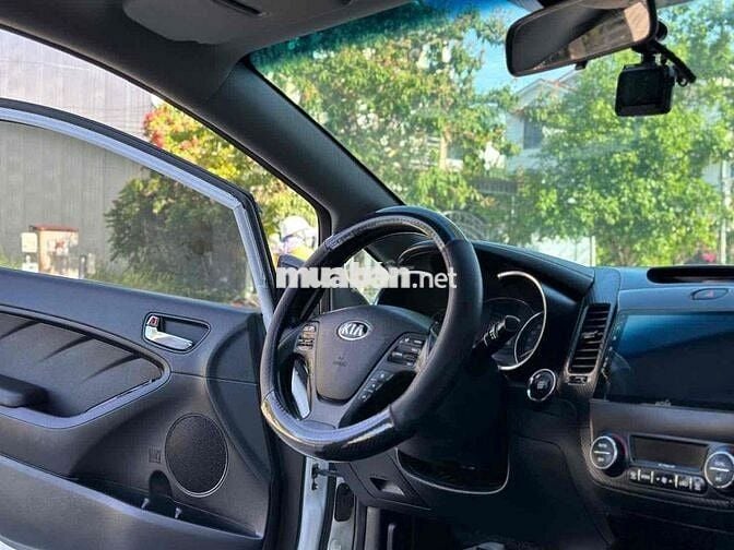 Kia K3 2013 Số tự động 1.6 Trắng
