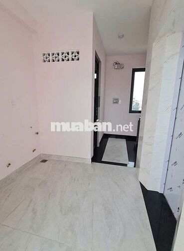 CHO THUÊ NHÀ 5X22(TRỆT+LỬNG+2LẦU+ST) FULL MÁY LẠNH CÓ THANG MÁY 