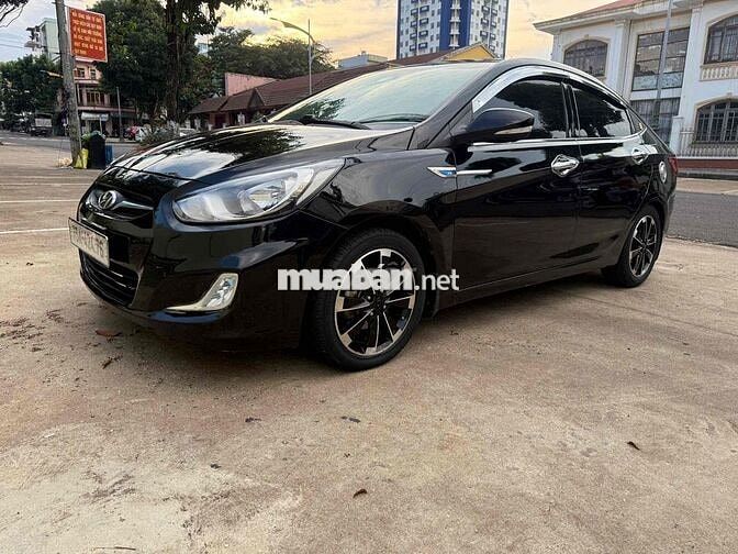 HYUNDAI ACCENT 2012 MT,xe còn khá đẹp