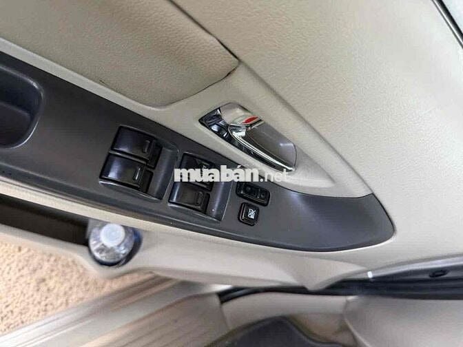 Toyota Innova 2015 Số tự động 7c màu Kem