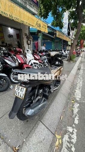 Honda Air Blade 2014 Đen, Vàng đồng Đã sử dụng