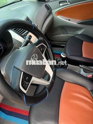 HYUNDAI ACCENT 2012 MT,xe còn khá đẹp