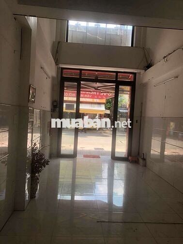 Mặt bằng 21m2 Quận 10 cạnh chợ