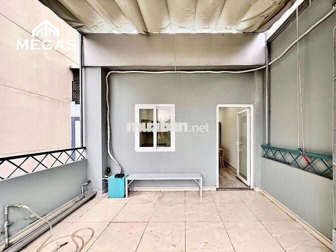 phòng Siêu rộng + sân + mặt tiền Lê Hồng Phong + nội thất như hình 