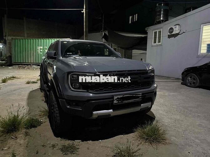 Ford Raptor 2024 Xám