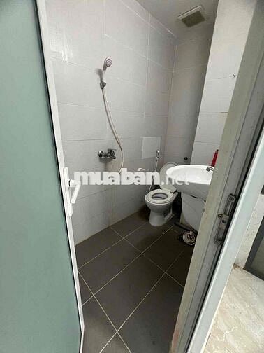 PHÒNG BAN CÔNG 30M2 | FULL NT | NGAY NGUYỄN TRI PHƯƠNG Q10 GẦN UEH B