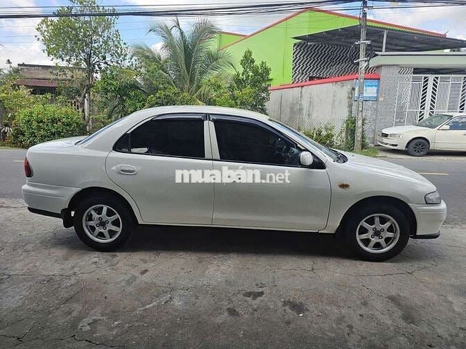 Mazda 323 1997 số sàn 1.6