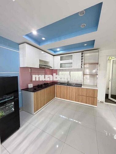 Nhà lầu 2 phòng KDC 515 đường 30/4