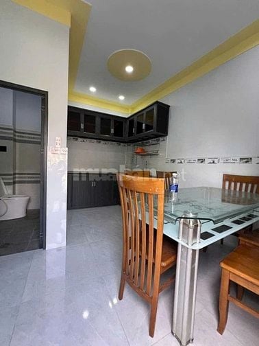 Nhà sổ đỏ riêng ,mua bán uỷ quyền toàn quyền ,kinh doanh