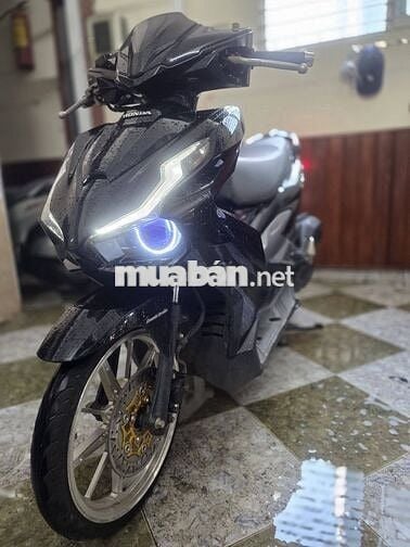 Honda Air Blade 2024 Đen bóng, Có trả góp