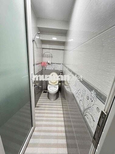 Nhà lầu 2 phòng KDC 515 đường 30/4