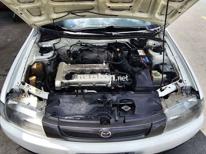 Mazda 323 1997 số sàn 1.6