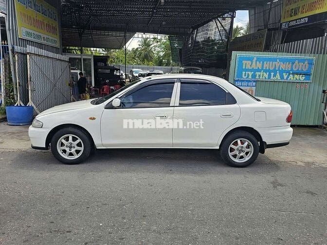 Mazda 323 1997 số sàn 1.6