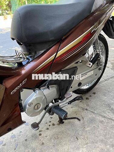 Honda Future Nâu