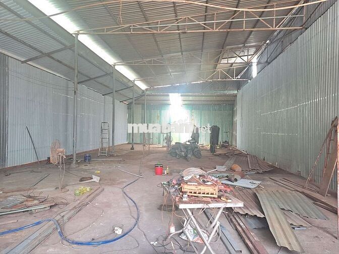 Kho Cho Thuê ấp 3 trần văn mười hóc môn,đường tải 10 tấn di chuyển