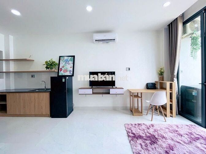 Cho thuê studio 35m2 - Tầng cao view thoáng -Giáp Phú Nhuận