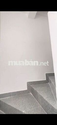 Nhà cho thuê 1 trệt 1 lầu- Sơn mới 100%