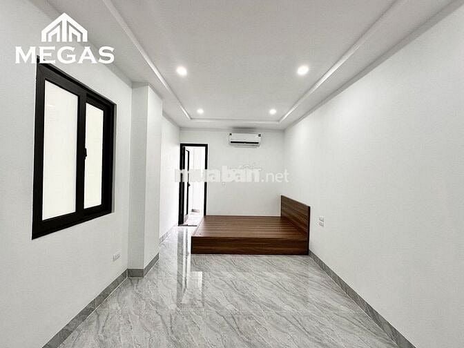 CHO THUÊ CĂN HỘ STUDIO NGAY TẠI MẶT ĐƯỜNG PHÚ DIỄN - BAN CÔNG THOÁNG