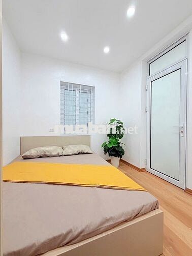Cho thuê tập thể tầng 2 Kim Liên - 60m2 -2 ngủ -2 vs