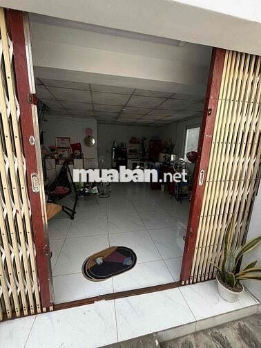 bán gấp nhà nhỏ ngay trung tâm