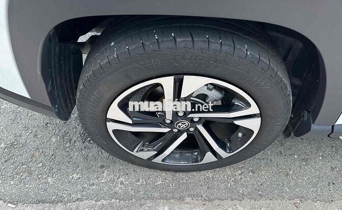 Toyota Yaris Cross HEV 1.5 2024 Trắng 2 vạn