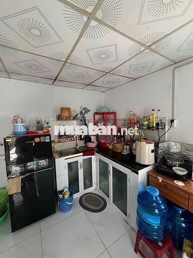 bán gấp nhà nhỏ ngay trung tâm