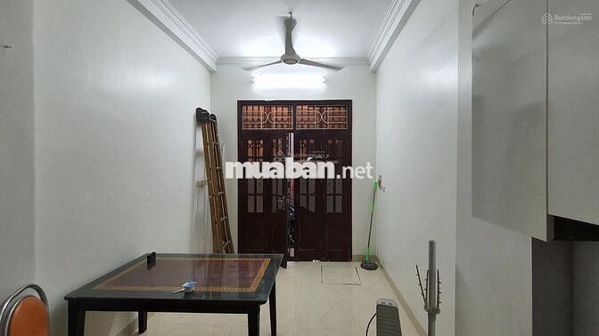 Chính chủ cho thuê nhà 5 tầng 3PN đường Tôn Đức Thắng, Văn Miếu, HN