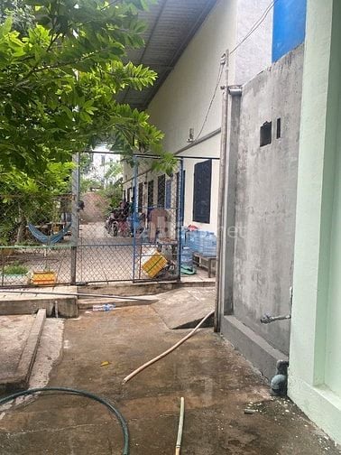 Bán nhà cáo 4+ 4 phòng trọ cho thuê, Uyên Hưng, bình dương