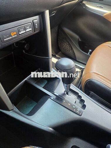 Toyota Innova G 2019 - Tự động 8 chỗ tại Hãng
