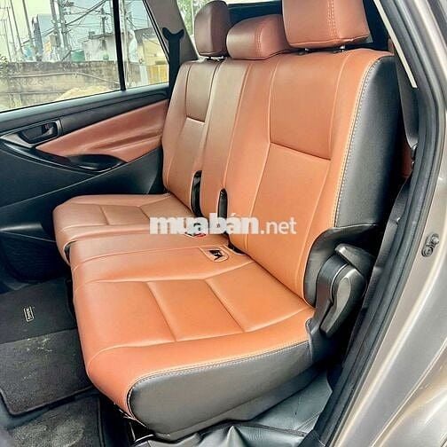 Toyota Innova 2.0E MT 2023 Xám 7 chỗ Số sàn