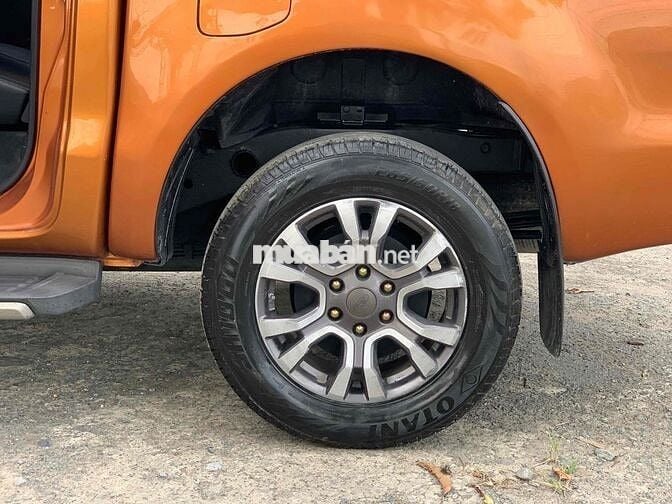 Ford Ranger Wildtrak 3.2 2 cầu 2017 Cam