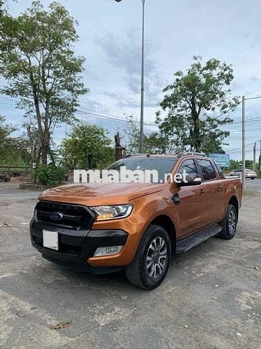 Ford Ranger Wildtrak 3.2 2 cầu 2017 Cam
