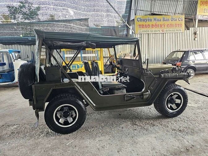 Jeep M151 A2 Xanh quân đội Xe địa hình Mỹ