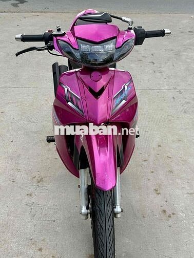 Yamaha Sirius Độ màu Hồng đã sử dụng