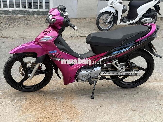 Yamaha Sirius Độ màu Hồng đã sử dụng