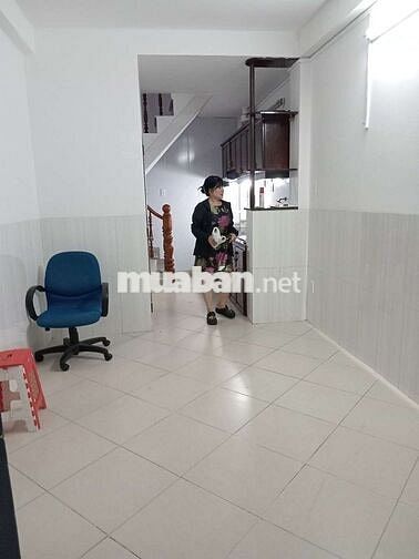nhà hẻm thông Q3, giá rẻ Nhà Mới 12tr