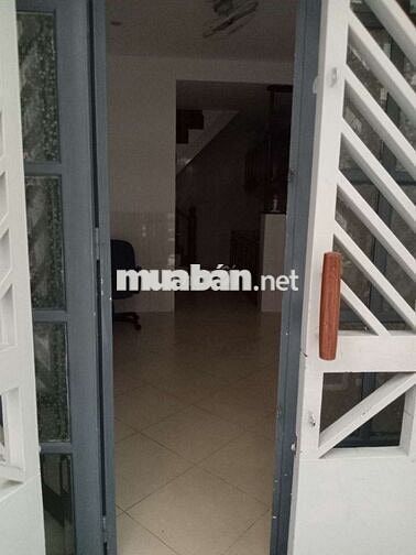 nhà hẻm thông Q3, giá rẻ Nhà Mới 12tr