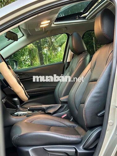 Mazda Mazda 3 Vàng cát