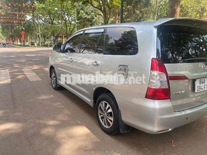 Toyota Innova Bạc-295tr