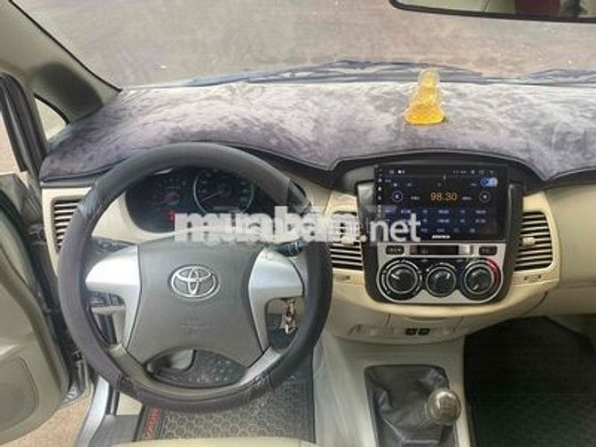 Toyota Innova Bạc-295tr