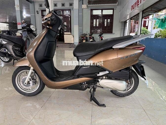 Honda Lead màu Nâu