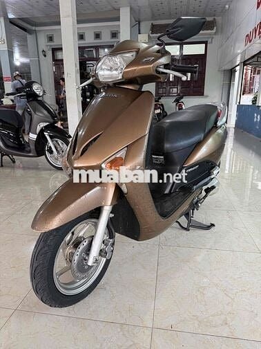 Honda Lead màu Nâu