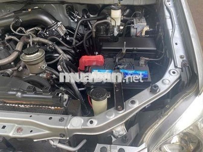 Toyota Innova Bạc-295tr