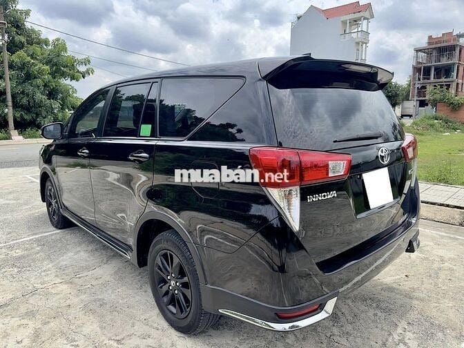 Toyota Innova Venturer AT 2018 Đen 91.000 km