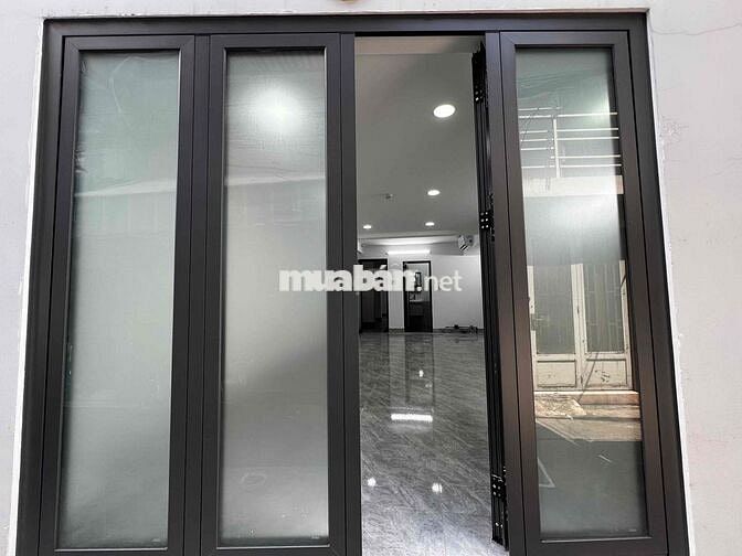cho thuê Văn Phòng/mặt bằng/Shop 40m2 lối đi riêng Q3