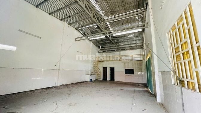 BÁN XƯỞNG LÔ GÓC 2 MẶT TIỀN – TÂN HIỆP 8, HÓC MÔN GIÁ 6 TỶ.